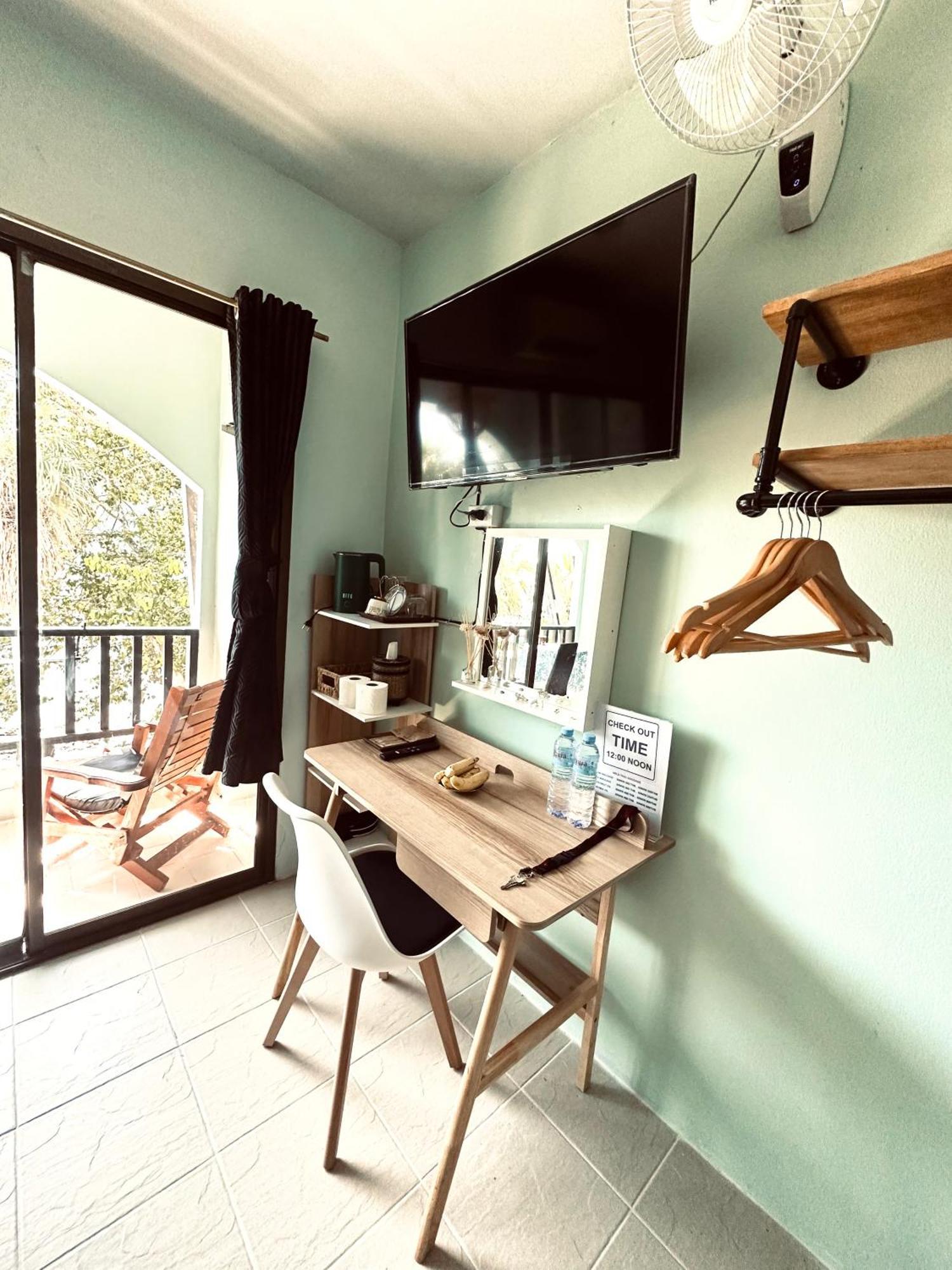 Mild Room Sea View Room For Rent Phi Phi-öarna Exteriör bild
