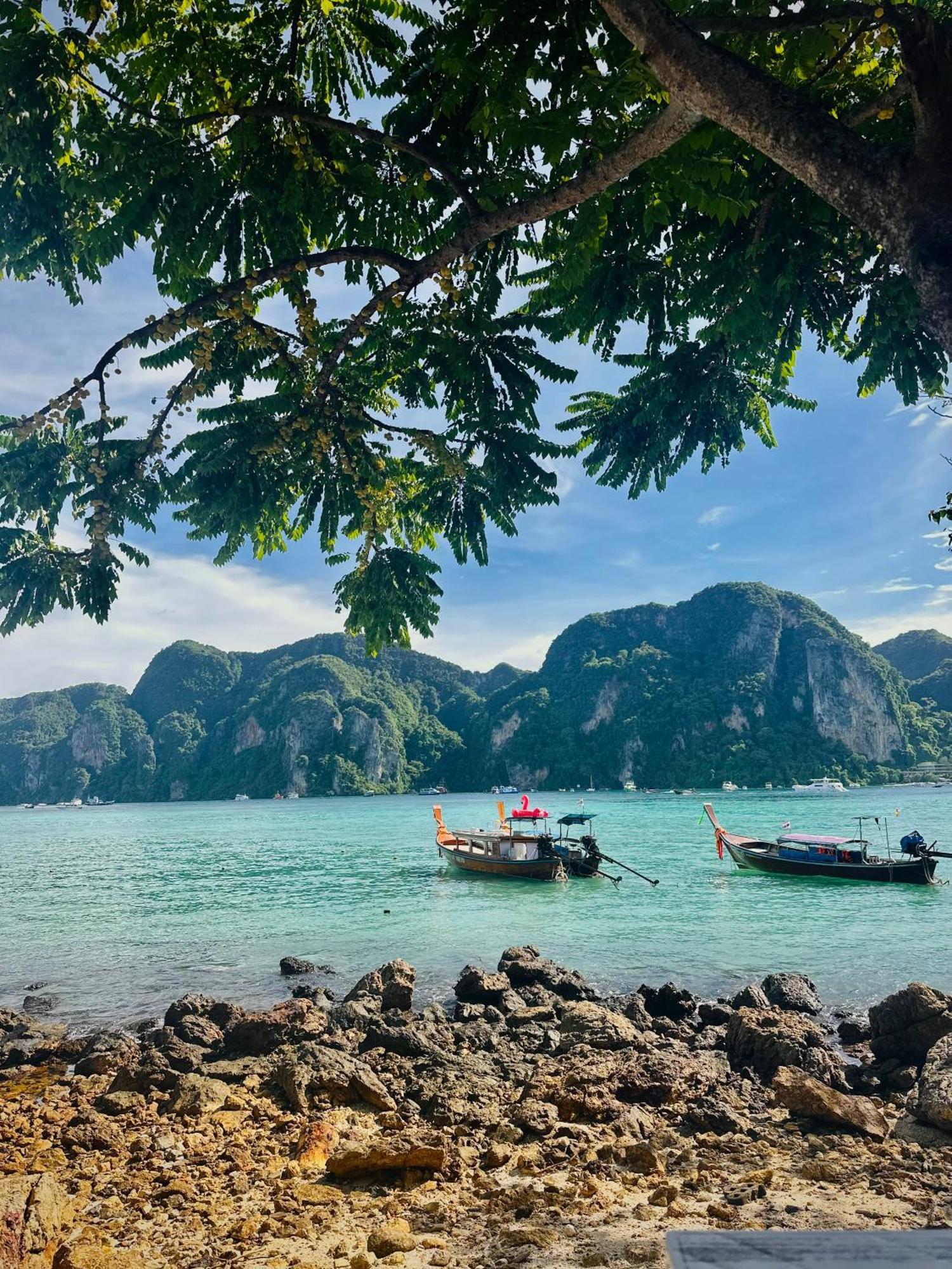 Mild Room Sea View Room For Rent Phi Phi-öarna Exteriör bild